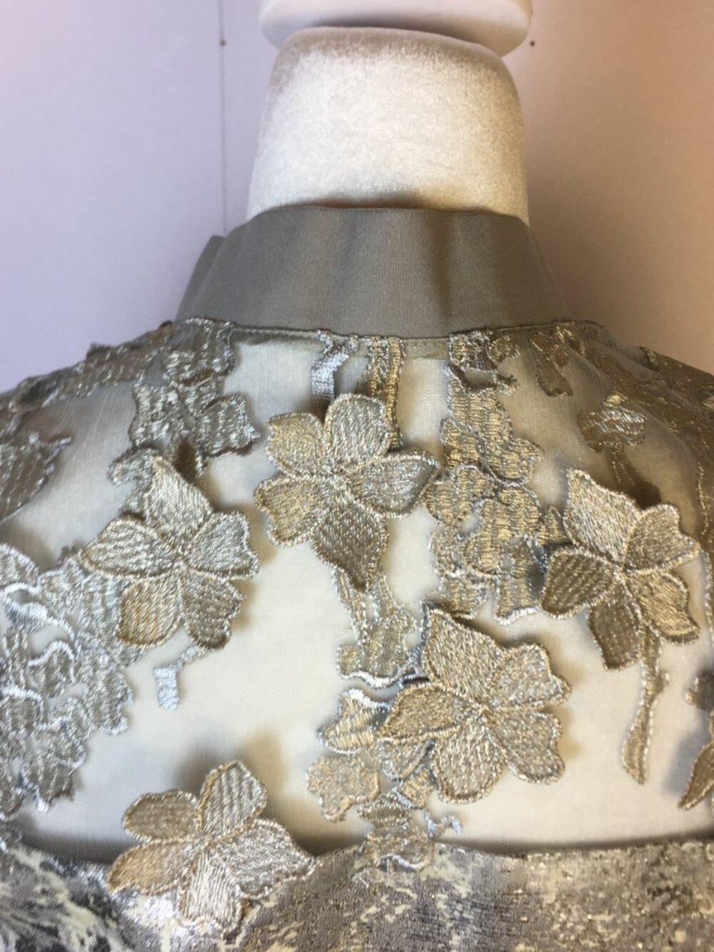 New! T Tahari Fatima Jacket XS Womans Silver Floral Embellished Long Sleeve - Picture 7 of 16